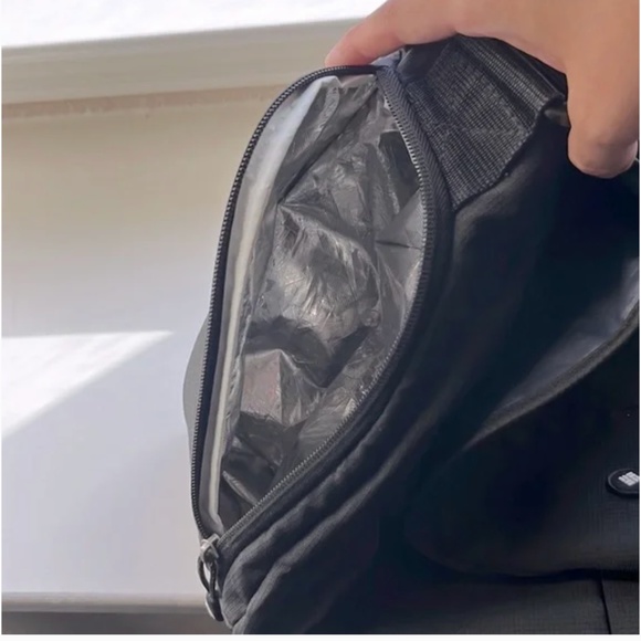 Columbia Diaper Bag - Picture 5 of 12